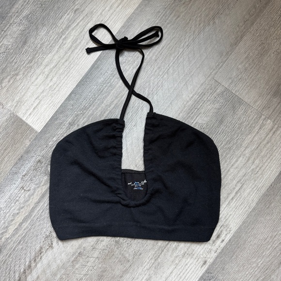 Urban Outfitters Halter Crop Top Ribbed Black Stretch XS Small - Picture 3 of 10